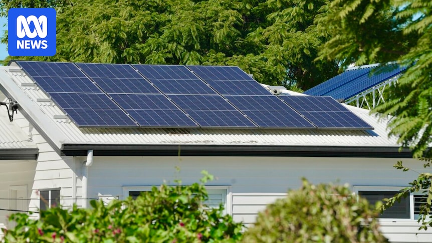 Australians expected to generate more solar panel waste each year by 2030, inquiry hears