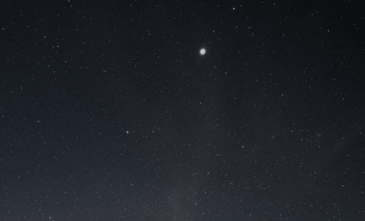 A Bright Star Will Fade From The Night Sky Tonight In A Rare Occultation Here’s How To Watch