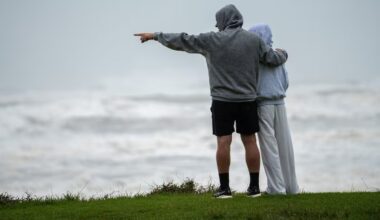 In photos: Cyclone Vaianu as it made landfall in North Island - NZ Herald
