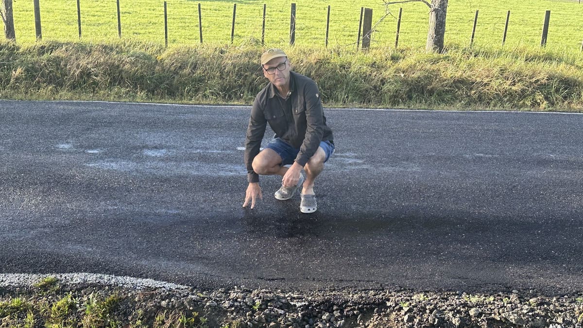Far North pothole sparks calls for urgent safety fix