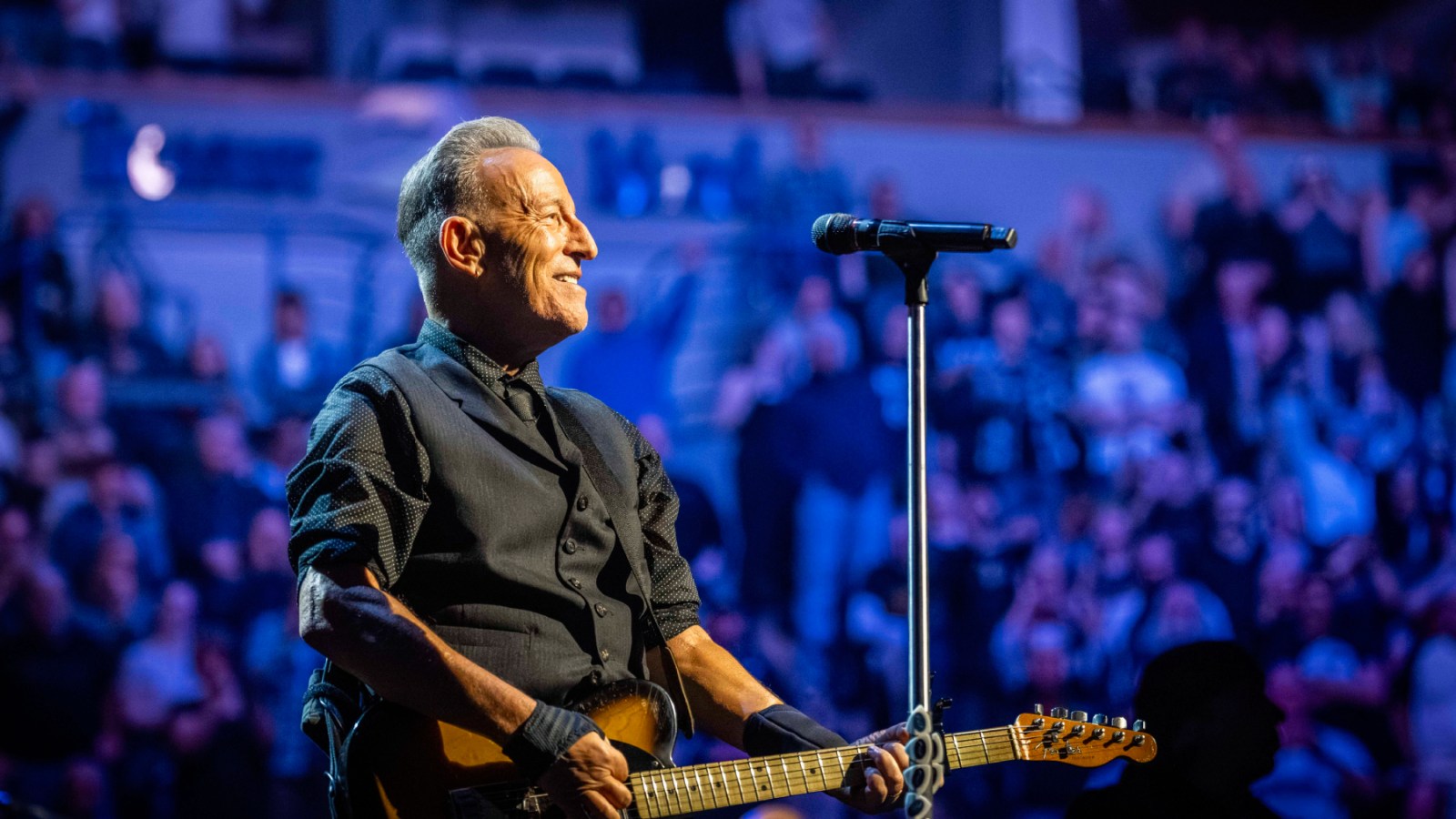 Bruce Springsteen Drops 'Streets of Minneapolis' Live Video