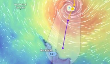 Cyclone Vaianu to reach NZ waters tonight, all North Island under alert as plans begin for storm