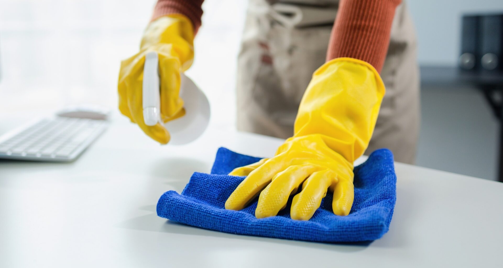 Inhaling disinfectants sprays may leave damage in your lungs