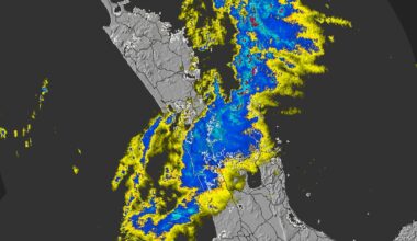 Auckland, Northland face orange heavy rain warnings, thunderstorms possible