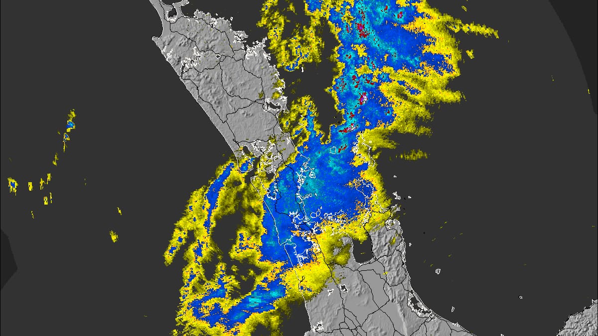Auckland, Northland face orange heavy rain warnings, thunderstorms possible