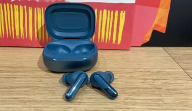 Smart case, smooth sound! The JBL Live Beam 3 Is a steal at £99