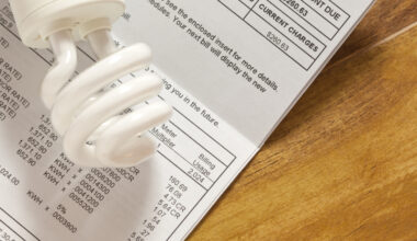 Electricity sector asked to explain price increases by regulator