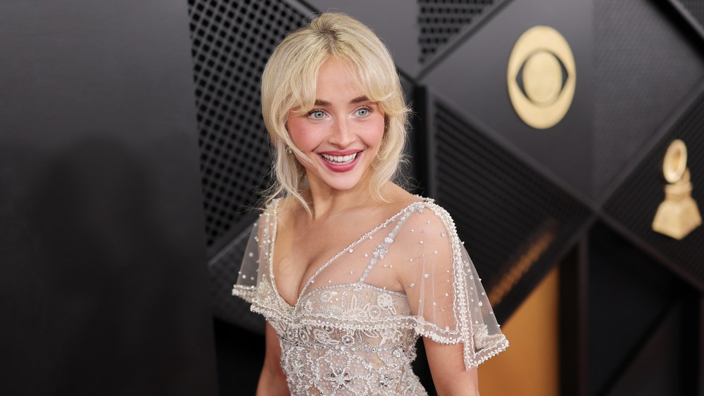 Sabrina Carpenter Apologizes for Mistaking Arabic Call With Yodeling