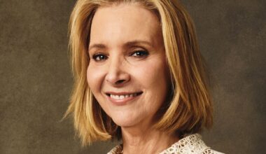 Lisa Kudrow: ‘They wanted to put me in romantic comedies – but I’m just not adorable!’