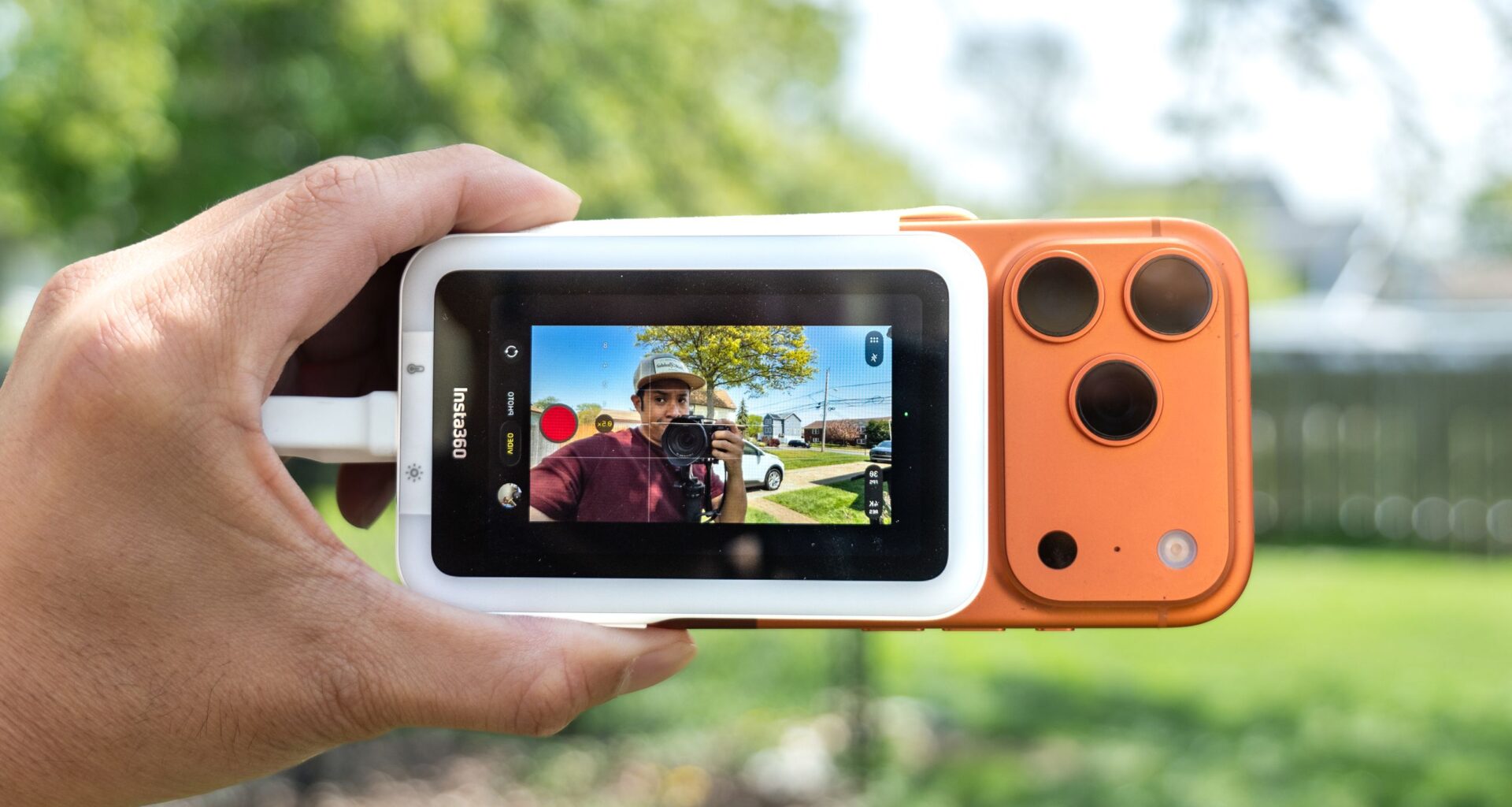 I tried the Insta360 Snap selfie screen on my iPhone 17 Pro — and it's a total game changer