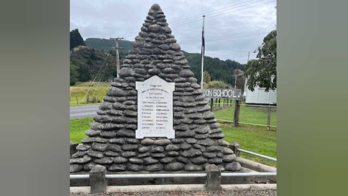 Anzac Day in Tararua’s Wimbledon community marks 100 years of the local WWI memorial