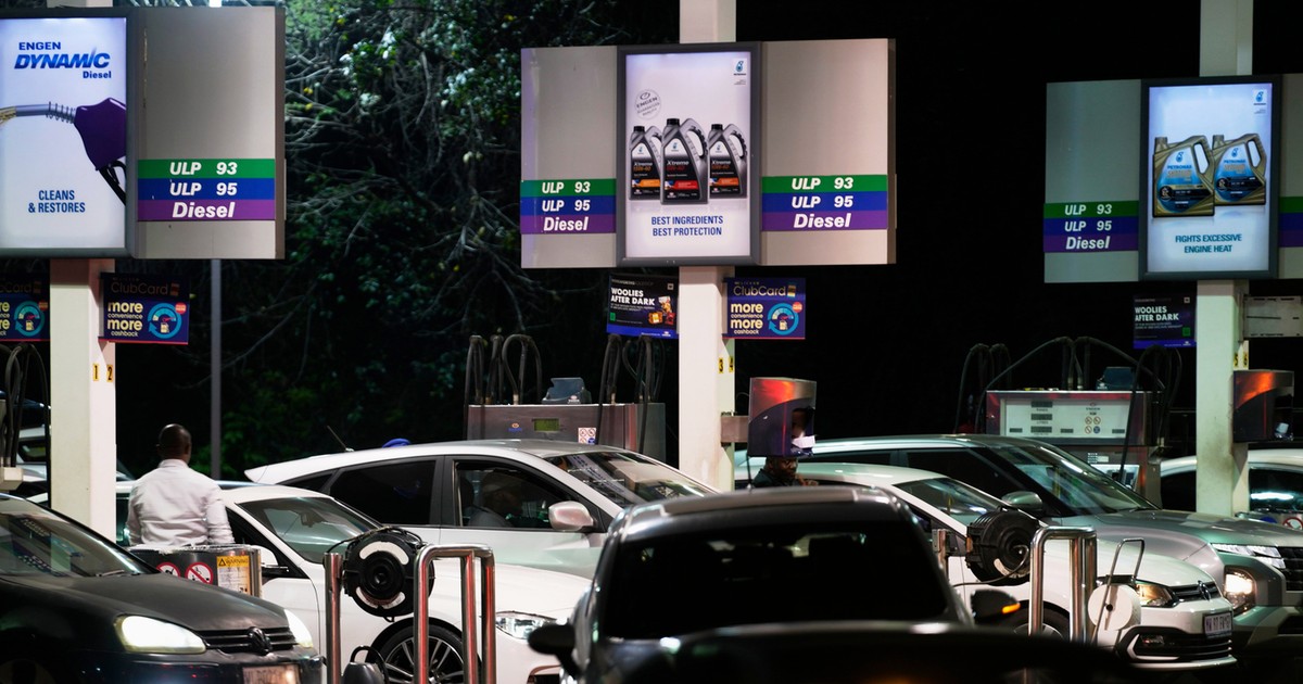 Africa’s richest country extends fuel tax cuts, forgoes over $1 billion to cushion Iran war impact