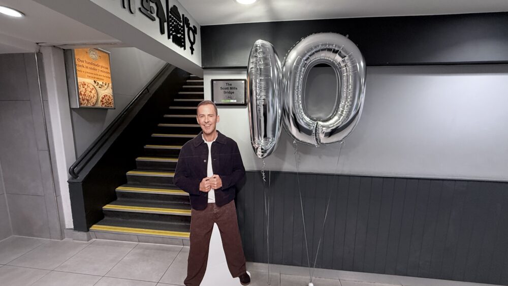 Scott Mills Bridge sign removed at Fleet – RadioToday