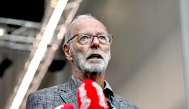 Auckland Mayor Wayne Brown to axe ratepayer-funded lunches at council meetings