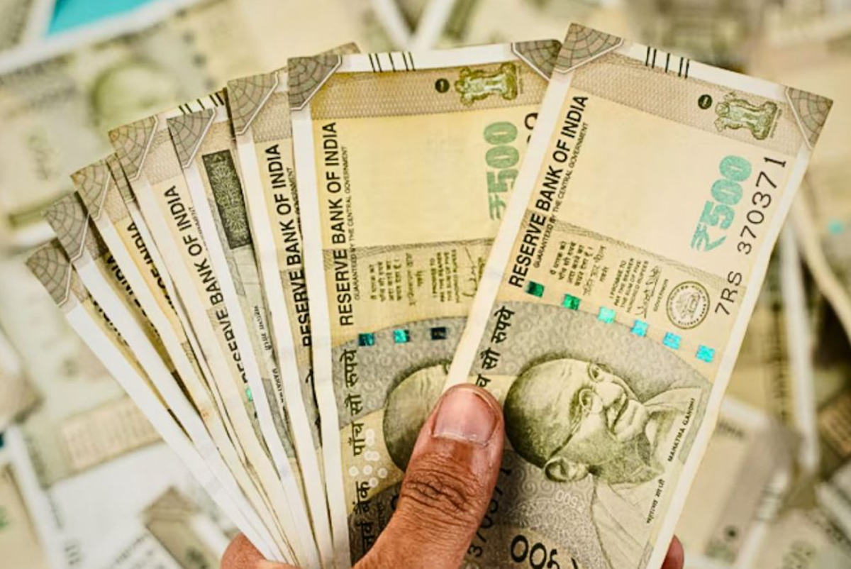 Iran war pushing India to edge of a currency crisis