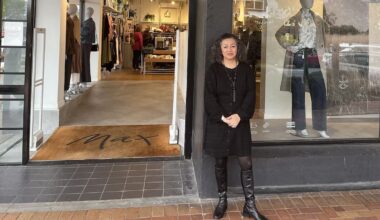 Rotorua Lakes Council apologises after retailers incorrectly told they had to close on Easter Sunday