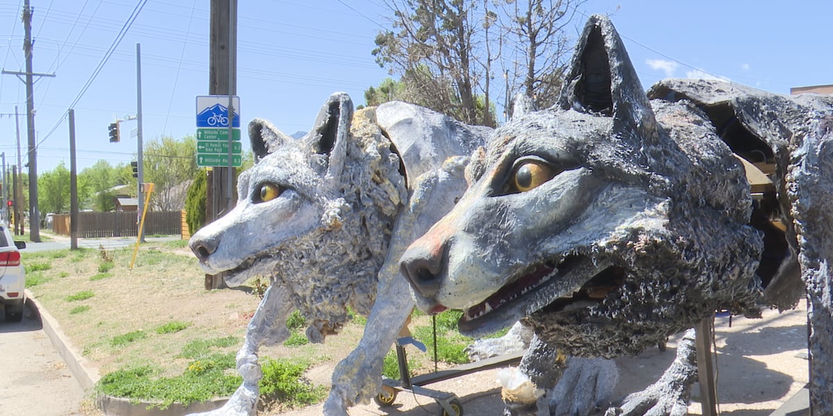 Artists’ towering wolf pieces draw attention in Colorado Springs