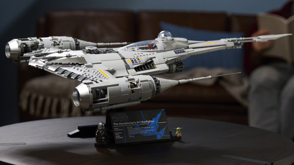 Lego's Big New 'Star Wars' Set Comes Just in Time for 'The Mandalorian and Grogu' to Replace It