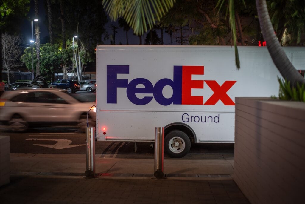 UPS, FedEx To Return Billions In Tariffs To Customers - FedEx (NYSE:FDX)