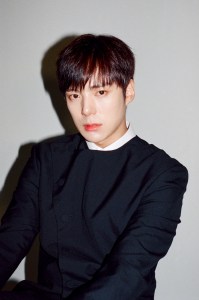 MONSTA X