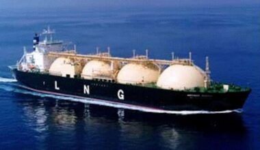 Kiwi dollar hits 13-year low against Aussie: Why the currency is so weak