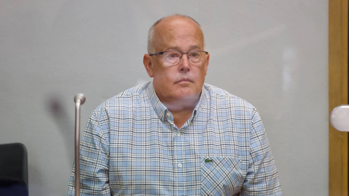 Greg Hornblow’s name suppression lapses - former executive who received commercial sex services from girl