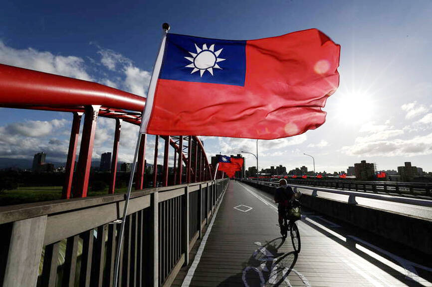 IMF upgrades outlook for Taiwan’s GDP