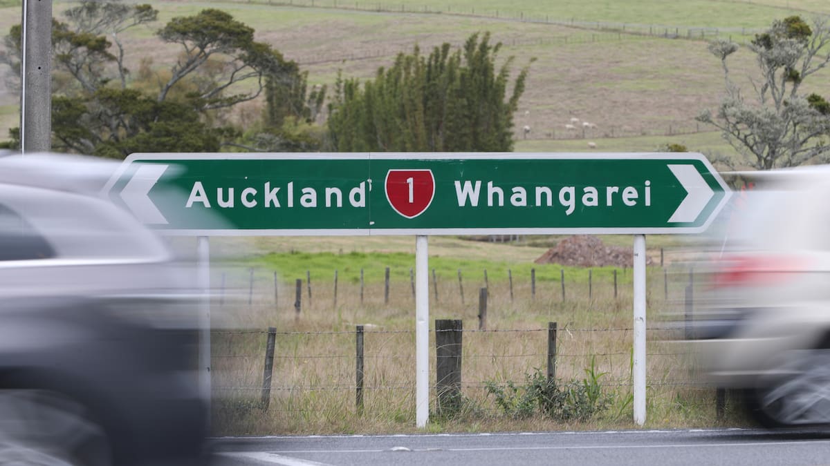 SH1 traffic near Ruakākā easing after downed power line blocks road