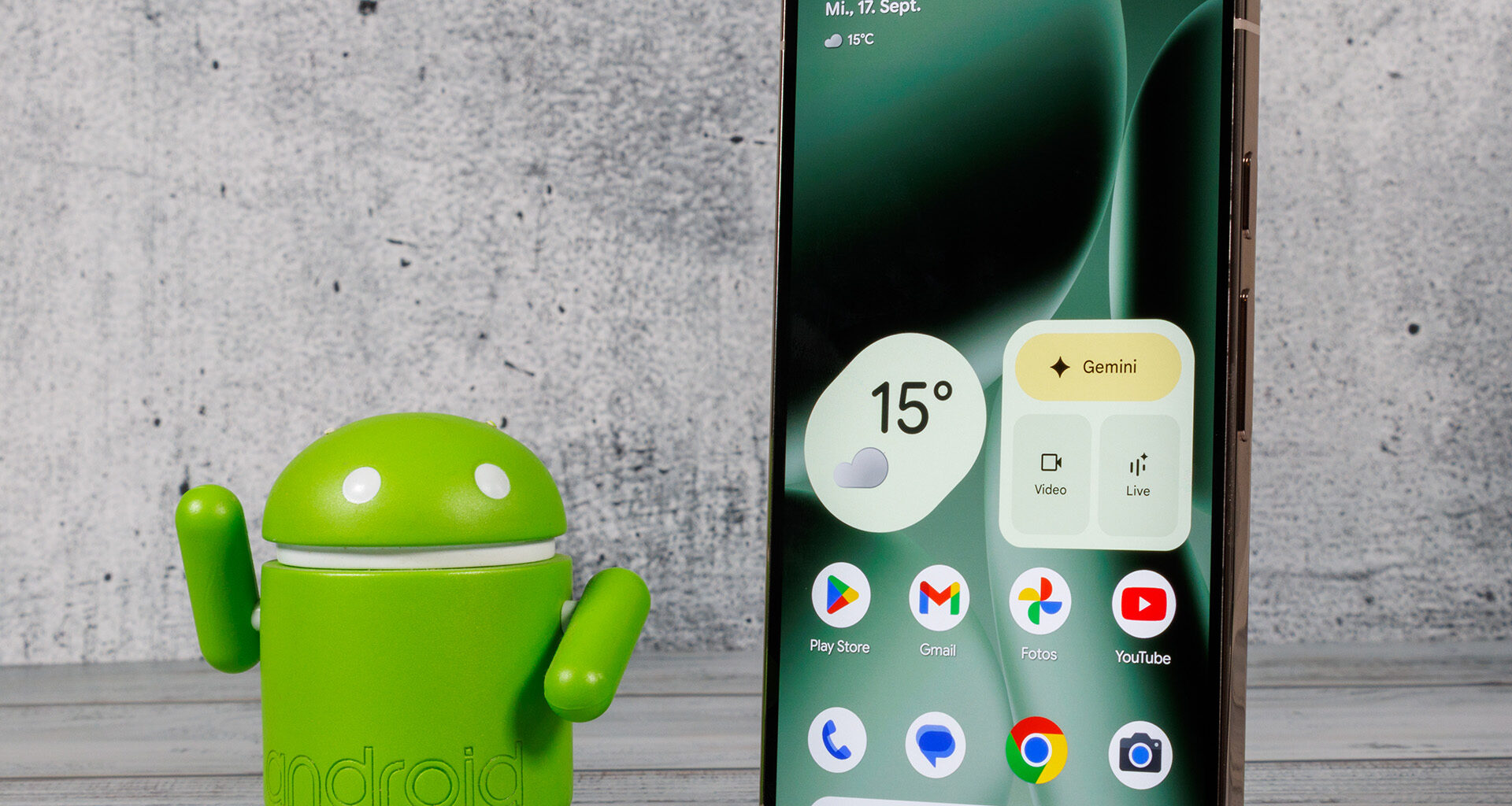 Google Pixel March 2026 update reportedly causes some devices to bootloop