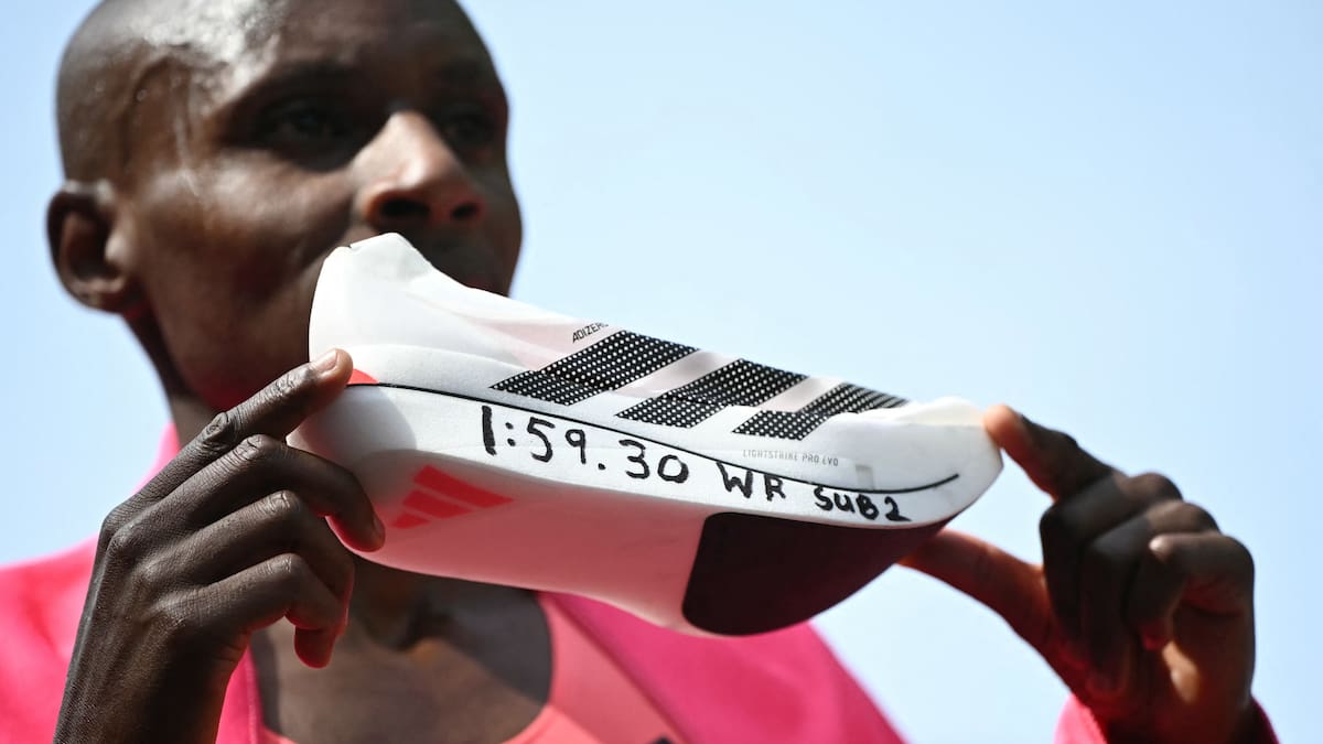 Sabastian Sawe makes history with first sub-two-hour marathon in London