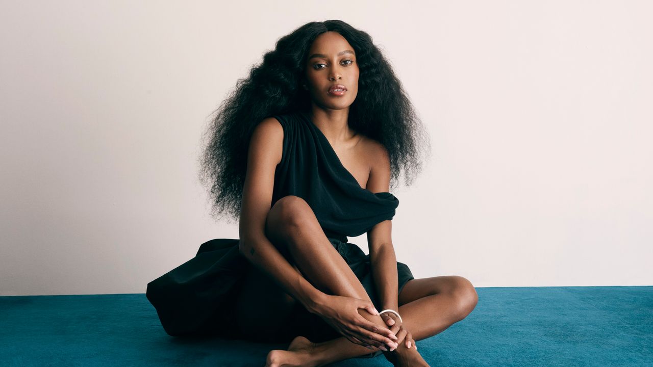 Ciara Miller Will Let the Universe Handle It - glamour.com