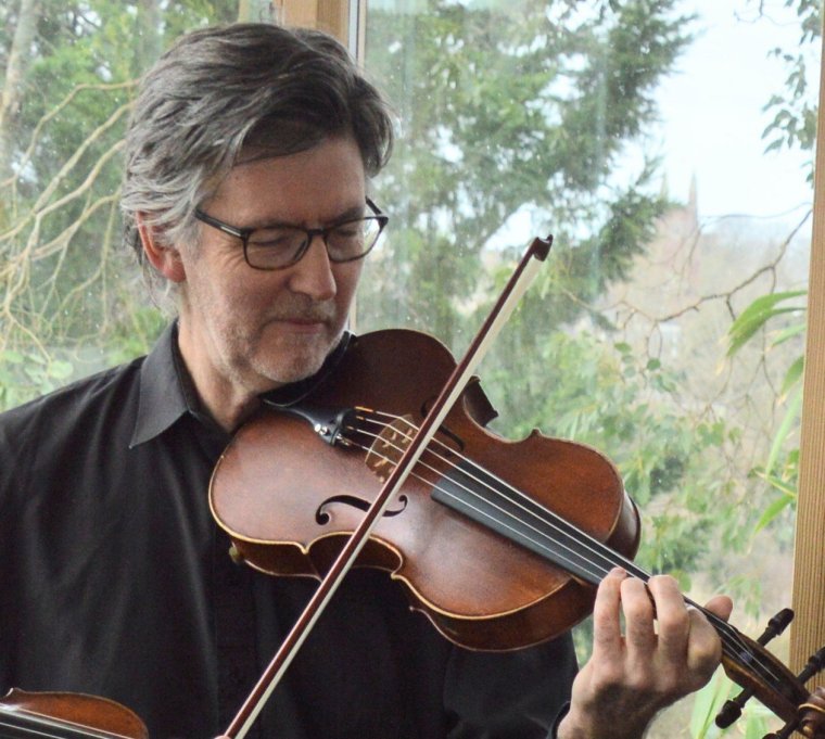 Andrew Gillett Musician Provided by agiglet@gmail.com