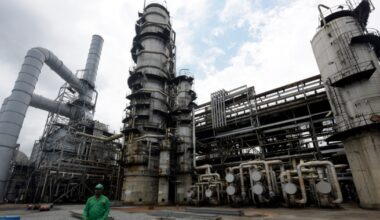 Nigeria's oil output hits 5-year high as production reaches 1.71 million bpd