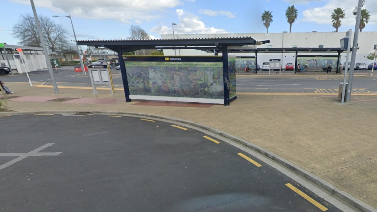 Person left with serious injuries after stabbing at Manurewa Railway Station