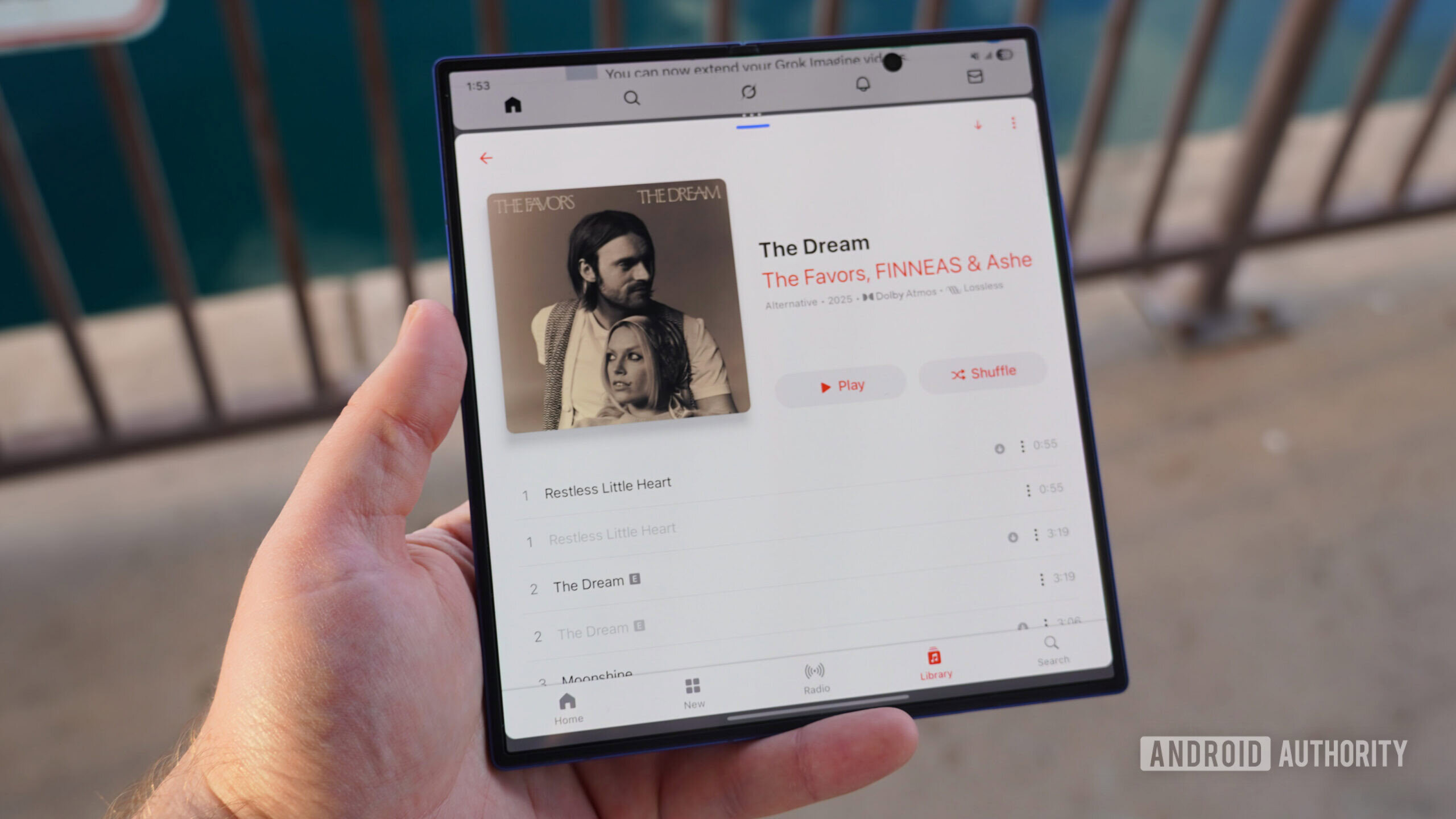 The 90:10 app multitasking view in One UI 8.