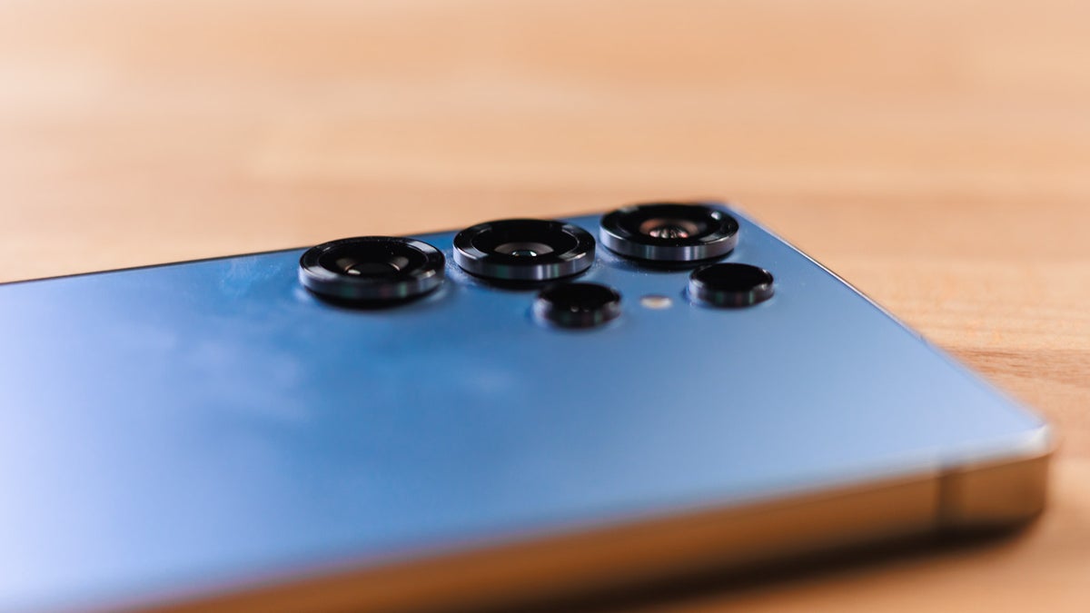 Samsung will fix a Galaxy S25 Ultra camera bug that makes some photos blurry