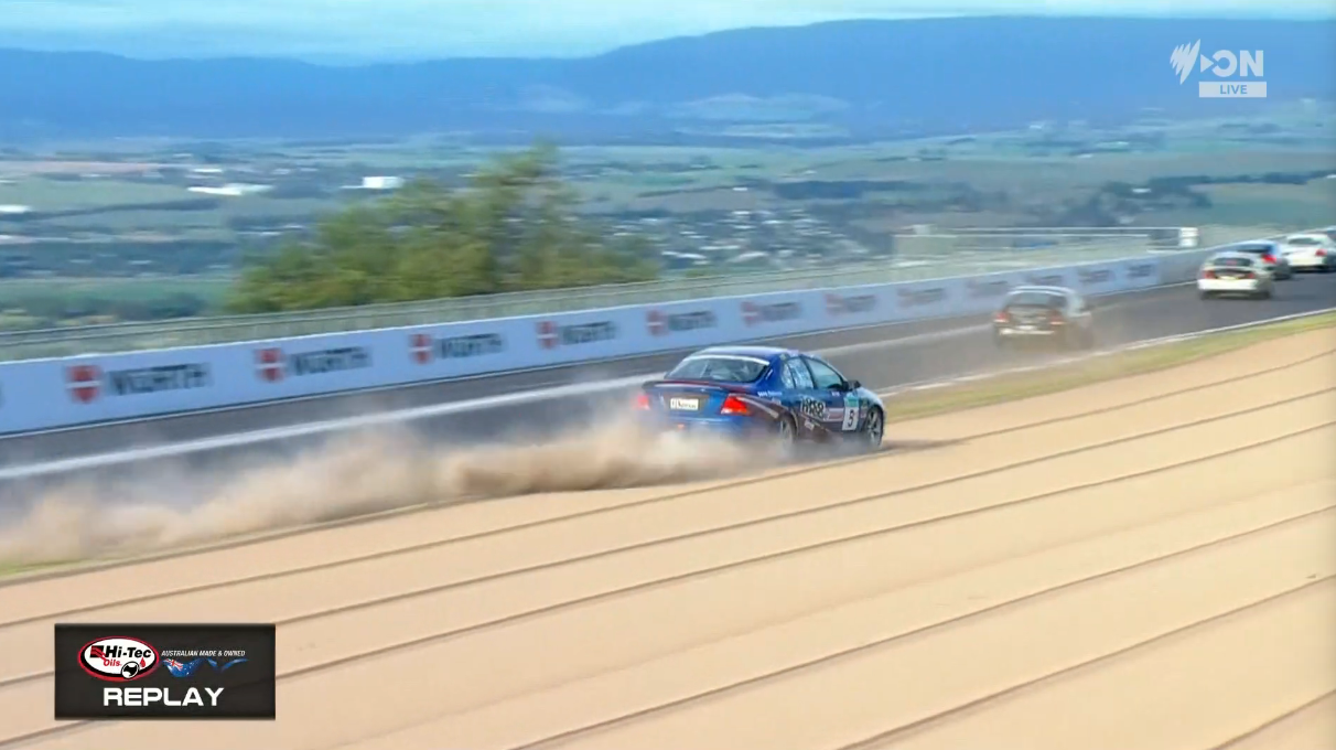 National news: Oil slick causes chaos at top of the mountain