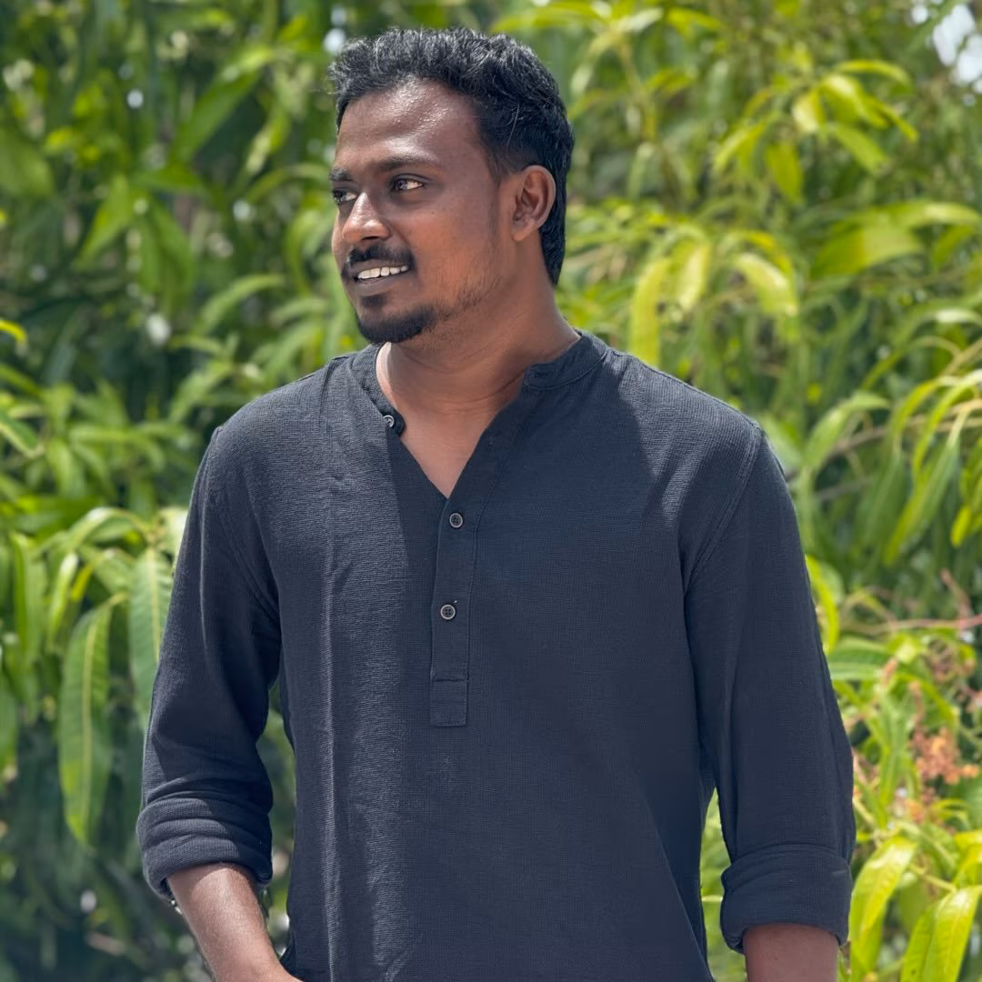 Persistence eventually paid off. As his skills sharpened and experience grew, opportunities began to open up. One of the turning points in his career was landing a role that paid around ₹3.5 lakh per month, a massive leap from his early days. It was validation of the risks he had taken and the sacrifices he had made. But even then, he didn’t see it as the final destination.