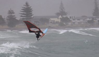 Cyclone Vaianu windsurfer: Coastguard scolds Napier thrillseekers ignoring beach bans