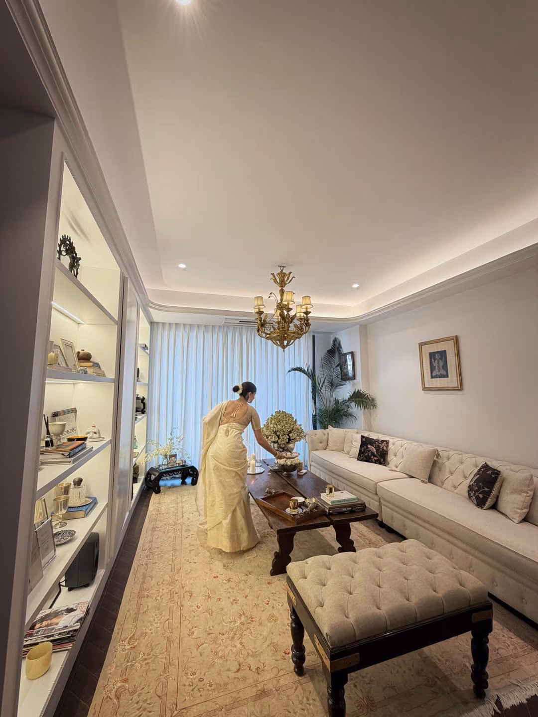 Filmmaker Farah Khan and her cook Dilip, paid a visit to Tara Sutaria’s home. She shared a glimpse into the actress’ new Mumbai home on her YouTube Channel. (Image: Instagram)