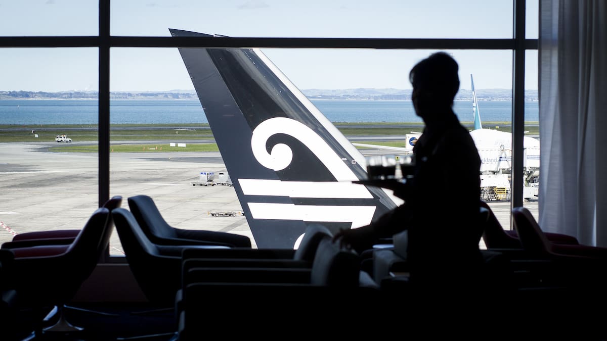 Air NZ plane suffers braking issue on runway, flights to Auckland diverted