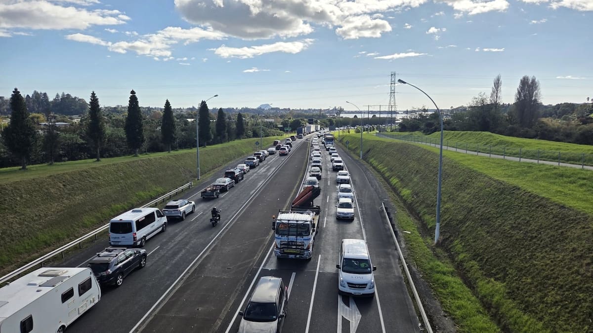 SH29a Tauranga traffic mayhem delays commuters