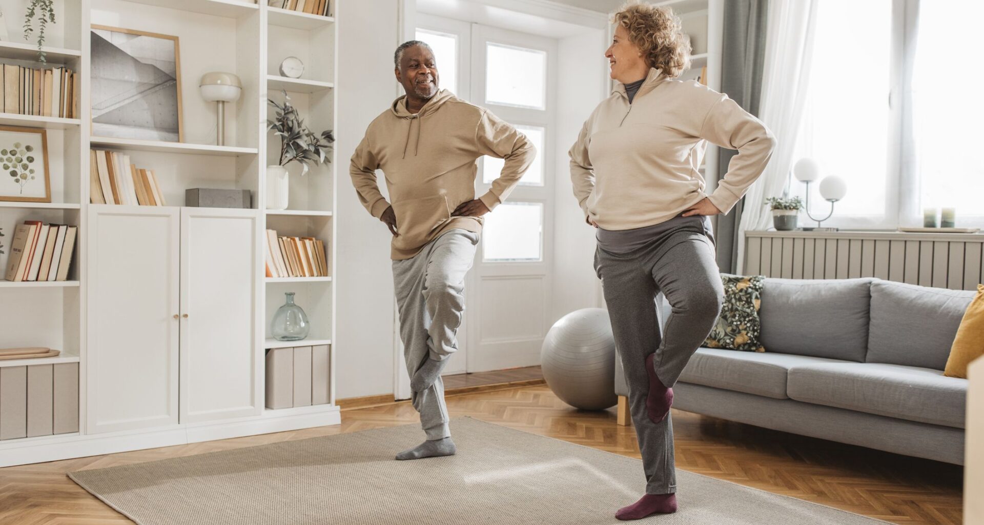 “You don’t need an hour, a gym membership or a complicated program”—a certified trainer shares the 21-minute routine that builds strength, balance and confidence