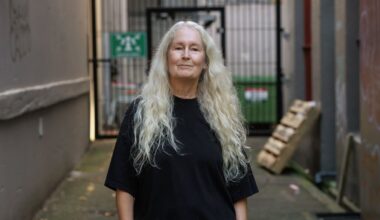 Writer Elizabeth Knox confronts family abuse in memoir Night, Ma