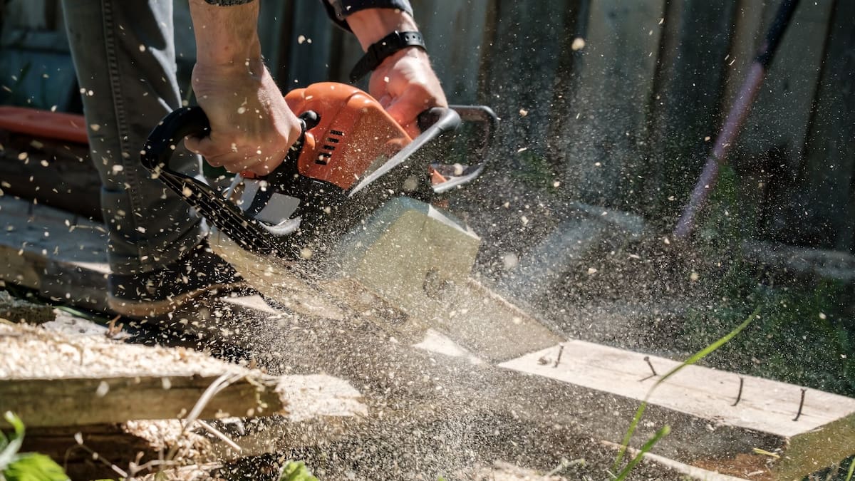 Tākaka chainsaw incident: Ethan Phillips sent to prison for threatening ex with power tool
