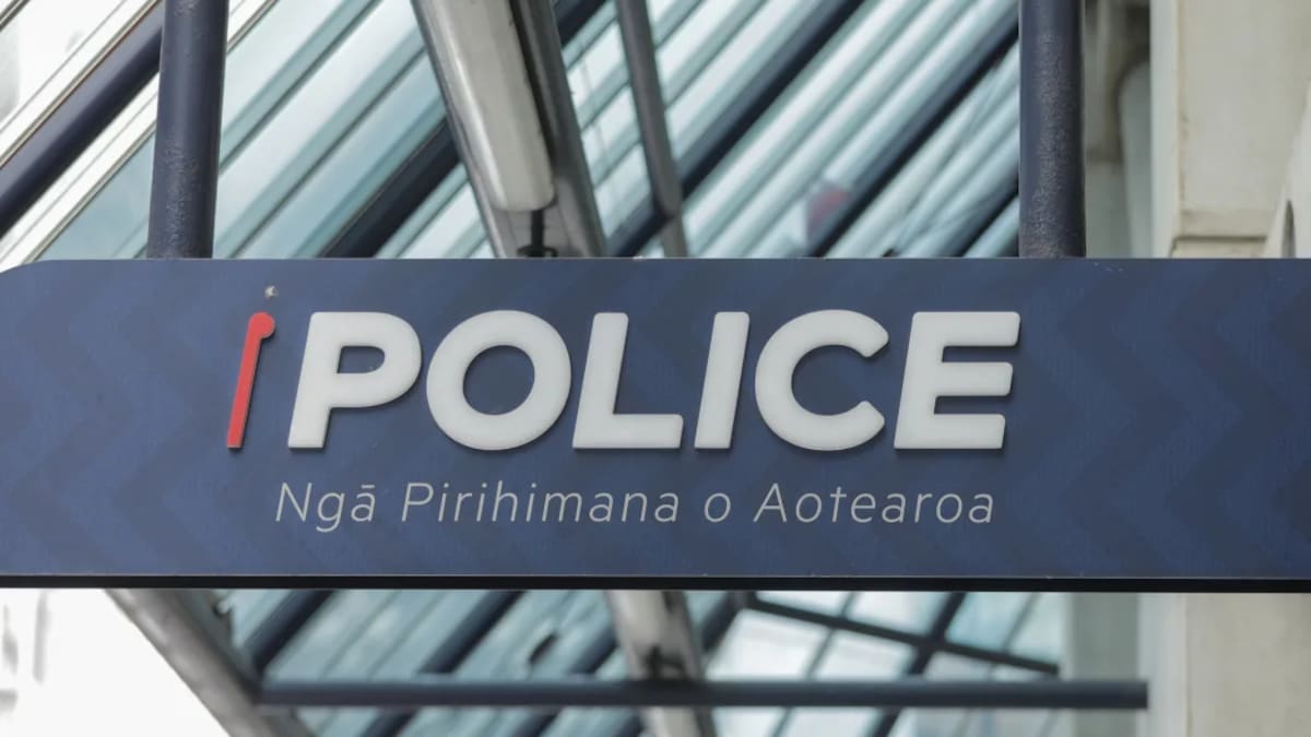 Senior police staffer ‘under assessment’ after internet use audit