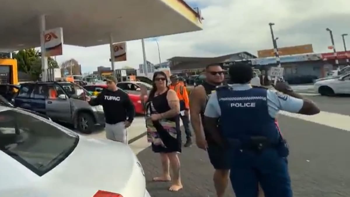 Internet personality Rongo Keene’s fuel giveaway sparks ‘chaos’, traffic jam at Hamilton petrol station