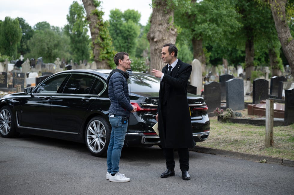 embargoed 160426 0001 filming secret service