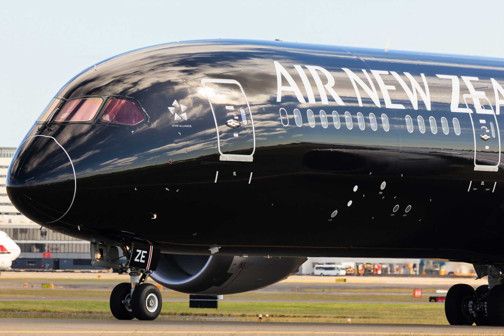 Air New Zealand 787-9 with black livery
