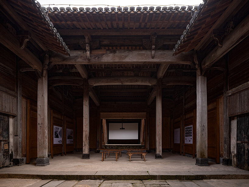 atelier guo inserts cinema into an ancestral hall in china without touching its past - 5
